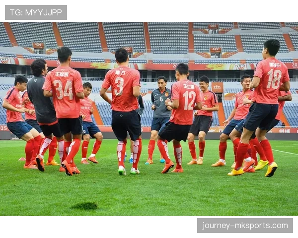 新赛季中超开幕 球迷热议各队表现引发广泛关注